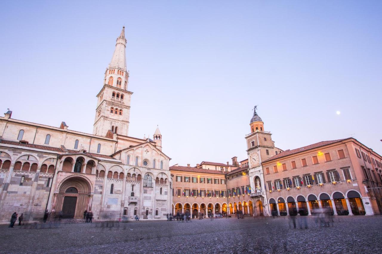 Modena Centro Junior Suite Екстериор снимка